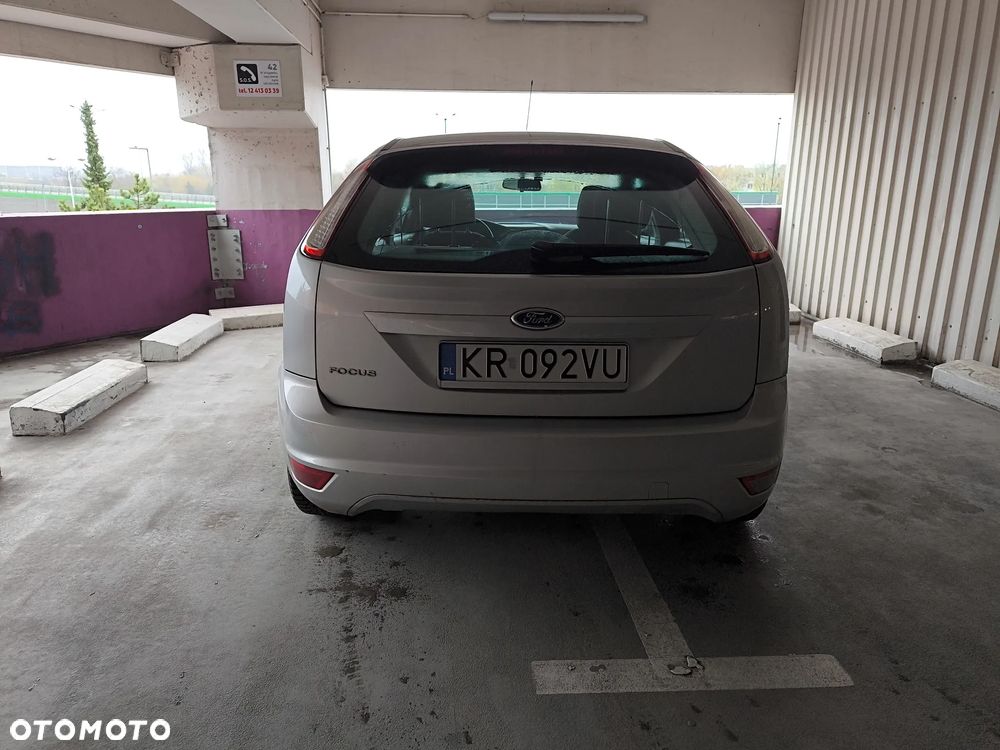 Ford Focus 1.6 Ti-VCT Style - 4