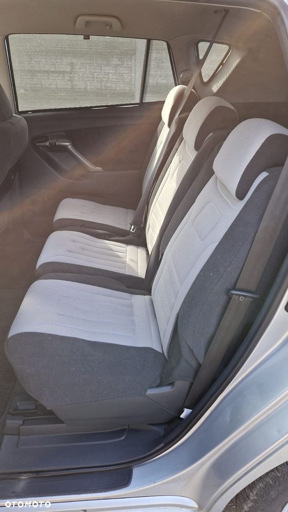 Toyota Verso 2.0 D-4D Executive - 14