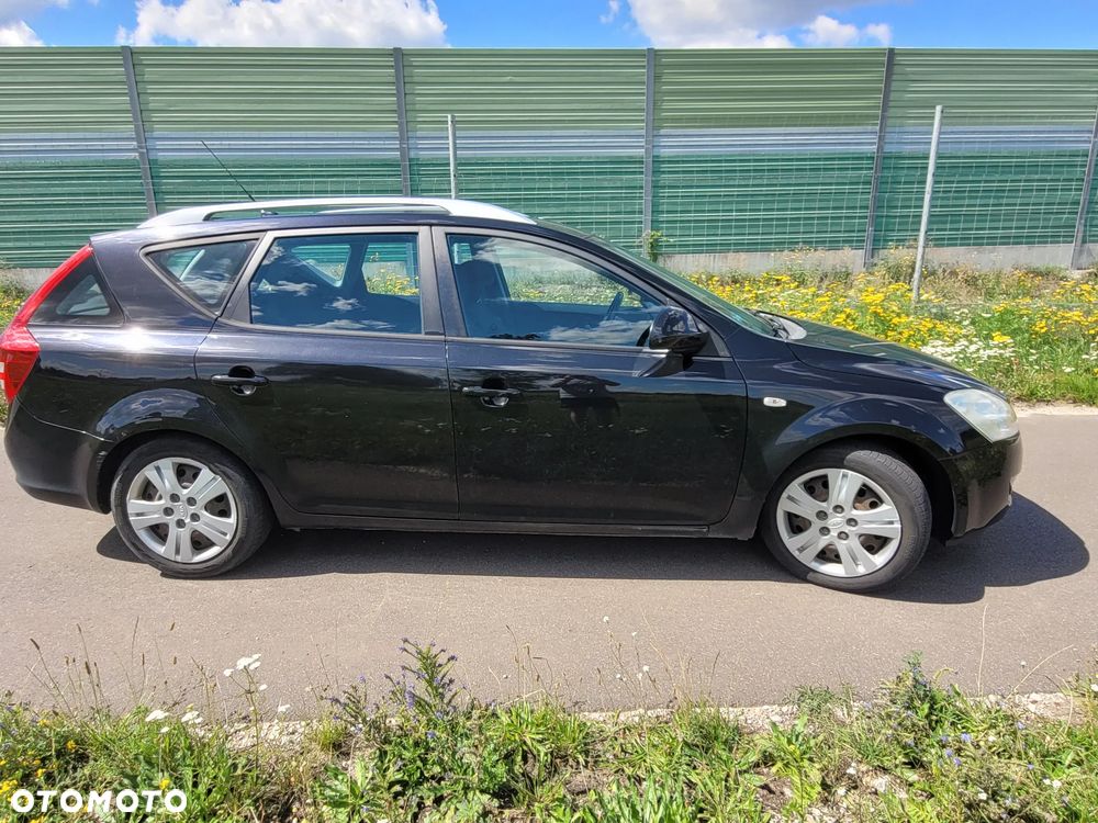 Kia Ceed 1.6 Crdi Comfort - 3