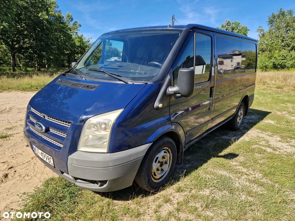 Ford Transit - 1