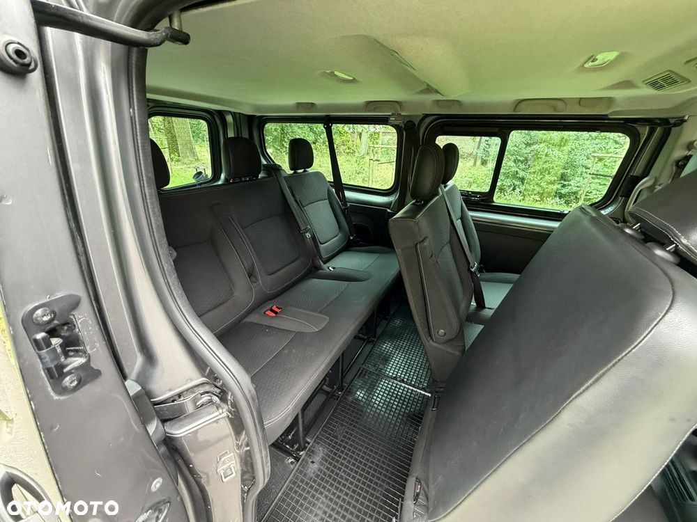 Opel Vivaro - 28