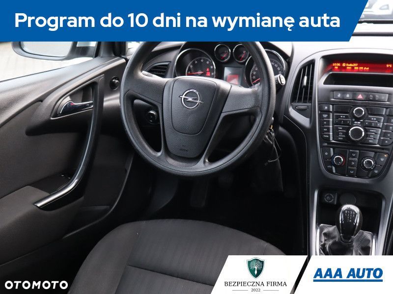 Opel Astra - 9