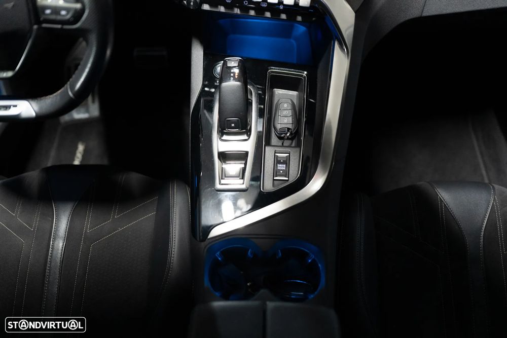 Peugeot 3008 1.5 BlueHDi GT Line EAT8 - 32