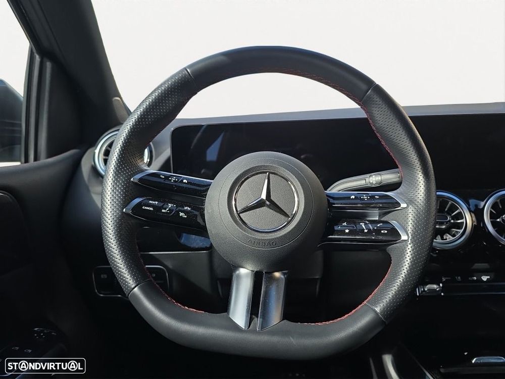 Mercedes-Benz B 250 - 11