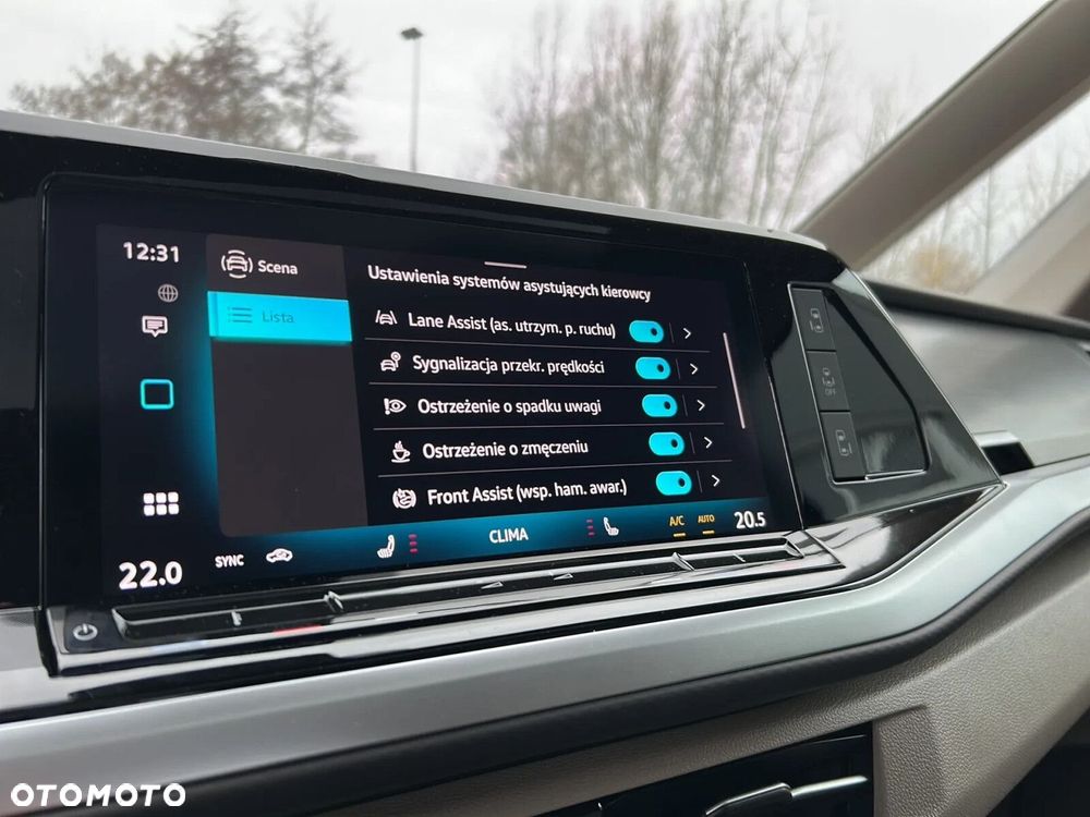 Volkswagen Multivan - 19