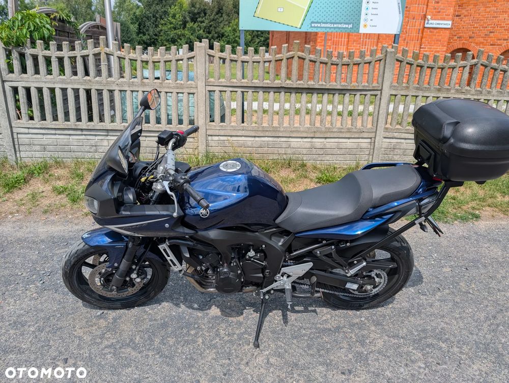 Yamaha FZ6 - 1