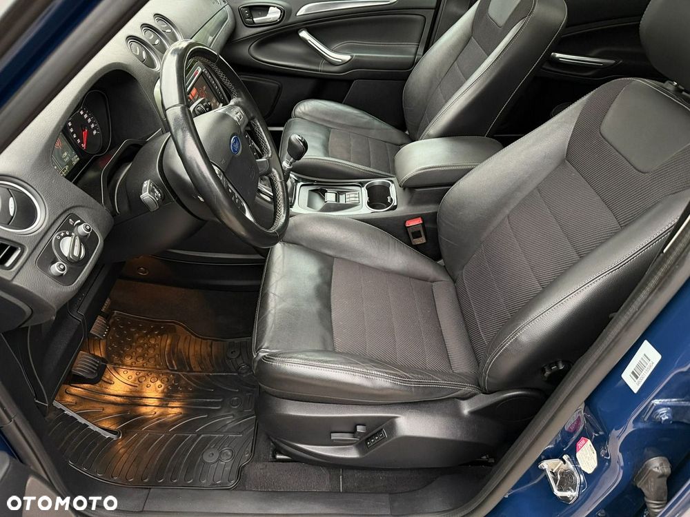 Ford S-Max 2.0 TDCi DPF Titanium X - 17