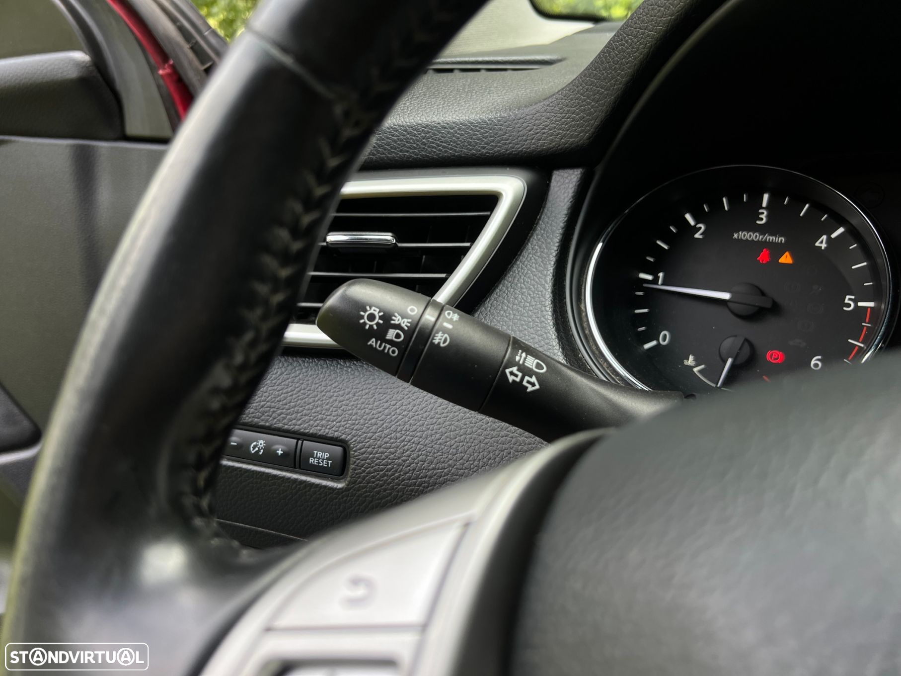 Nissan Qashqai 1.6 dCi Tekna Premium Pele S P.Preta Xtronic - 33