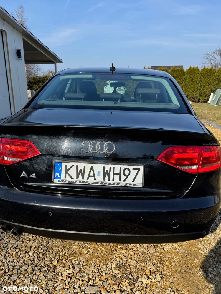 Audi A4 Limousine - 2