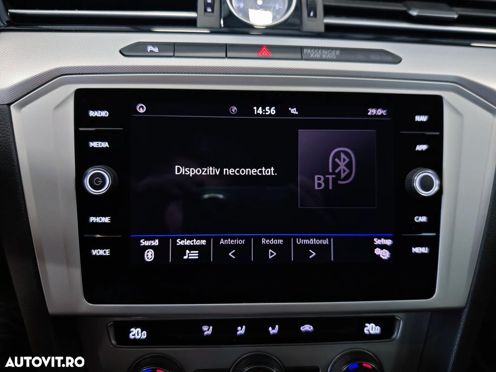 Volkswagen Passat 1.6 TDI SCR DSG Comfortline - 22