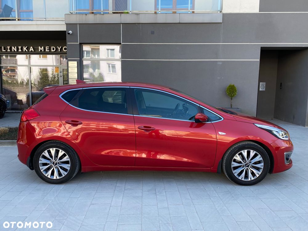 Kia Ceed 1.6 GDI L Business Line - 15