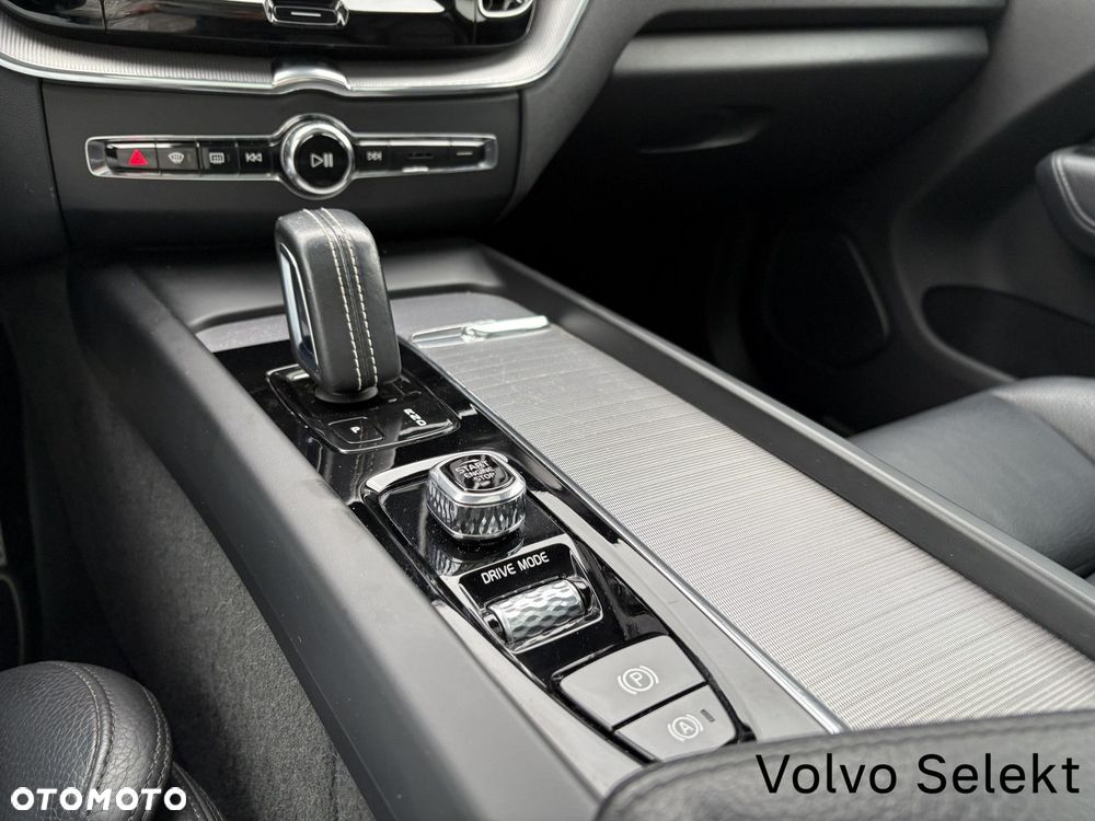 Volvo XC 60 2019