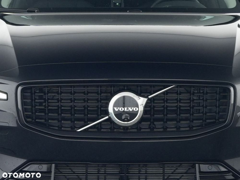 Volvo V60 B4 B Plus Dark - 4