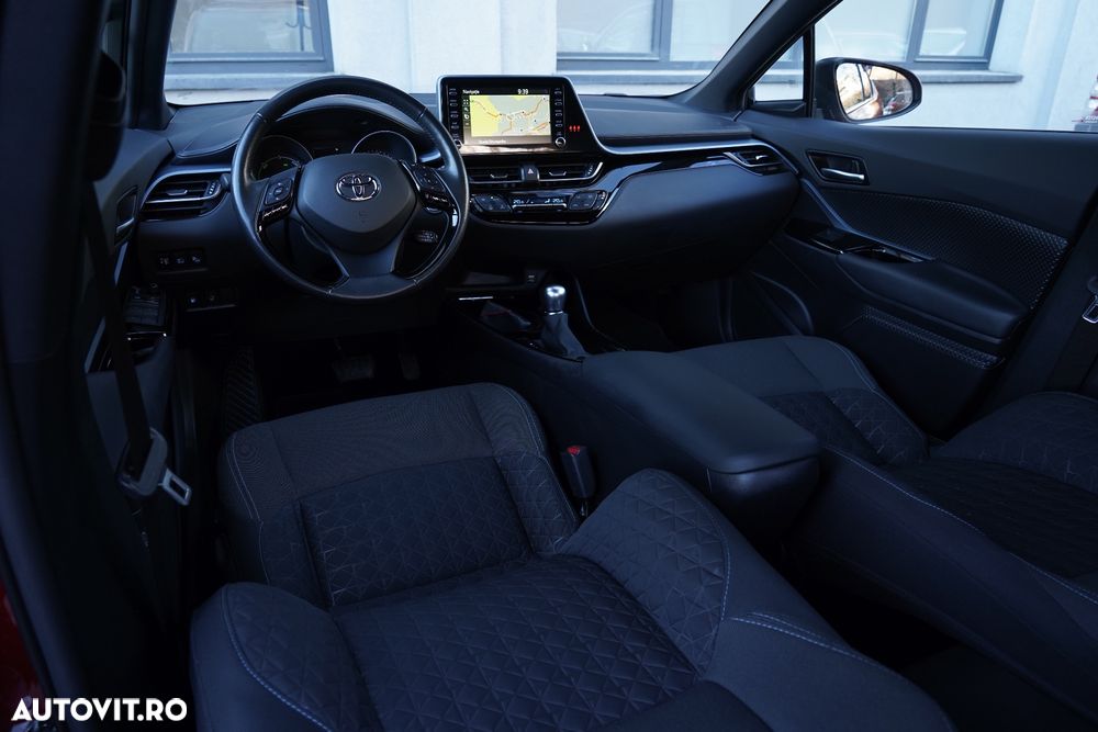 Toyota C-HR - 14