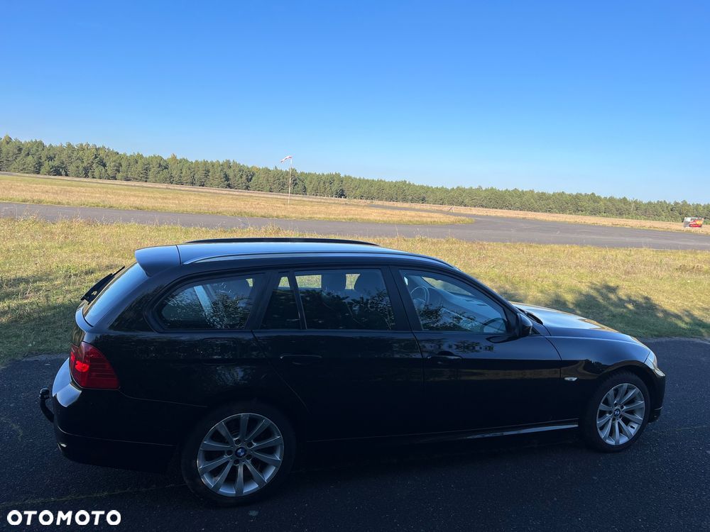 BMW Seria 3 316d - 5
