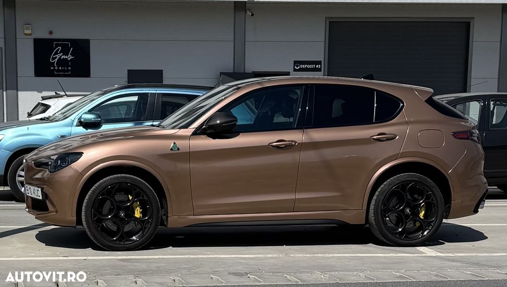 Alfa Romeo Stelvio 2.9 V6 Turbo AWD AT8 Quadrifoglio - 9