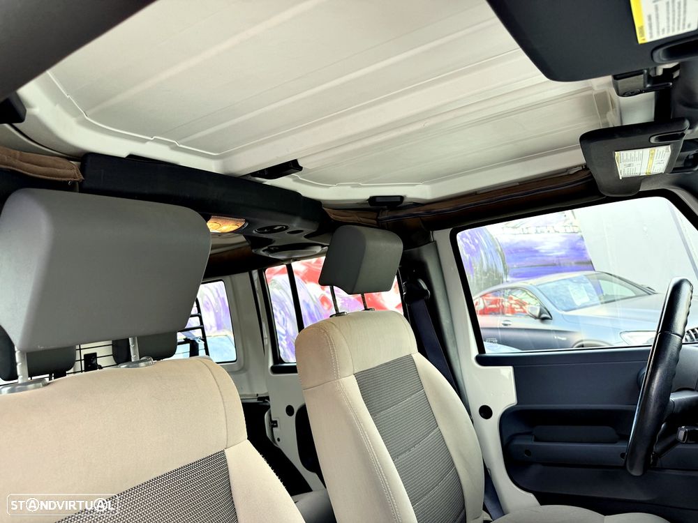Jeep Wrangler 2.8 CRD MTX Sport - 28