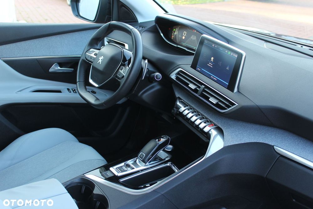 Peugeot 3008 1.2 PureTech Allure S&S EAT6 - 2