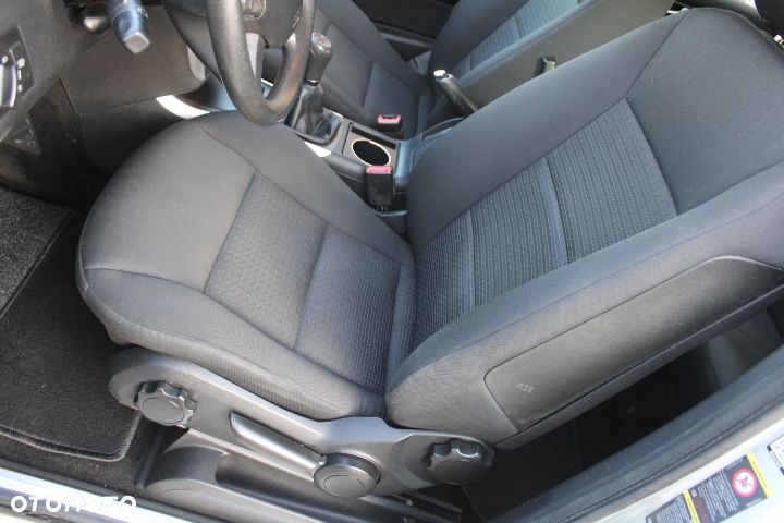 Mercedes-Benz Klasa B 180 CDI Special Edition - 34