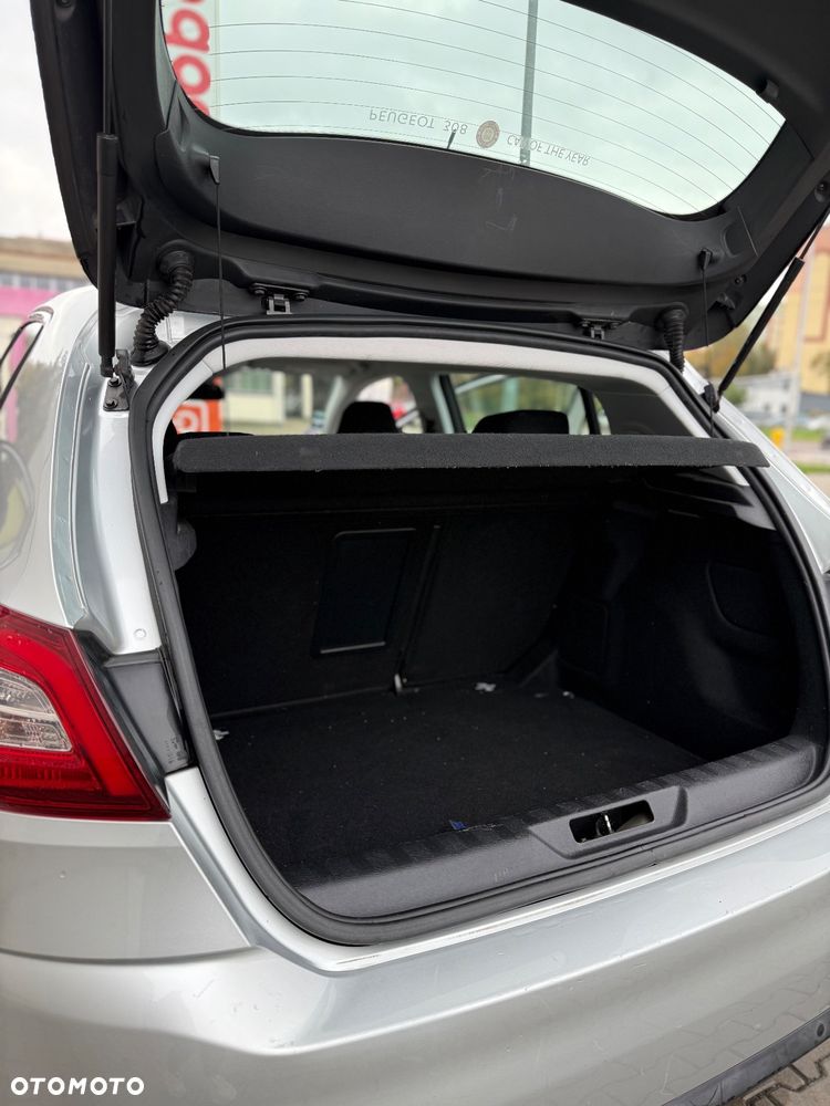 Peugeot 308 1.2 PureTech GPF Active S&S - 19