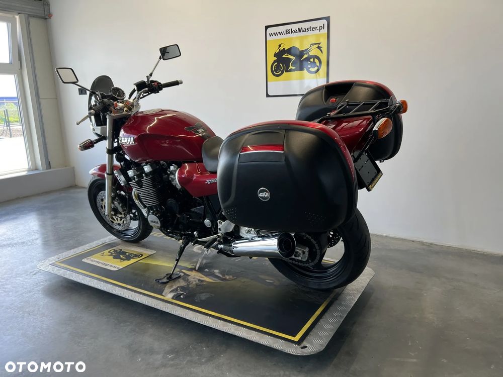 Yamaha XJR - 5