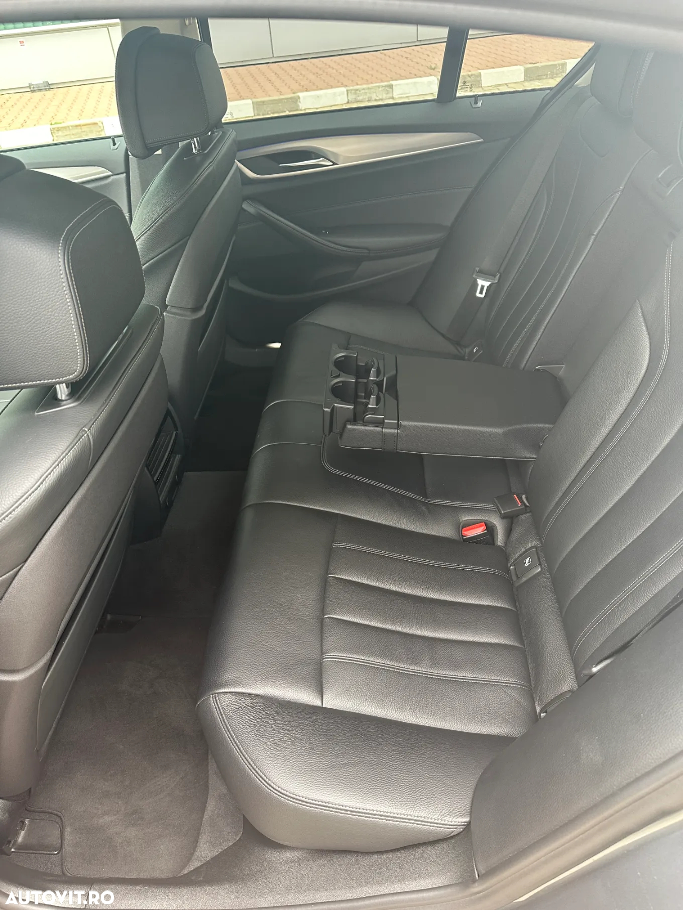 BMW Seria 5 530d Aut. Luxury Line - 8