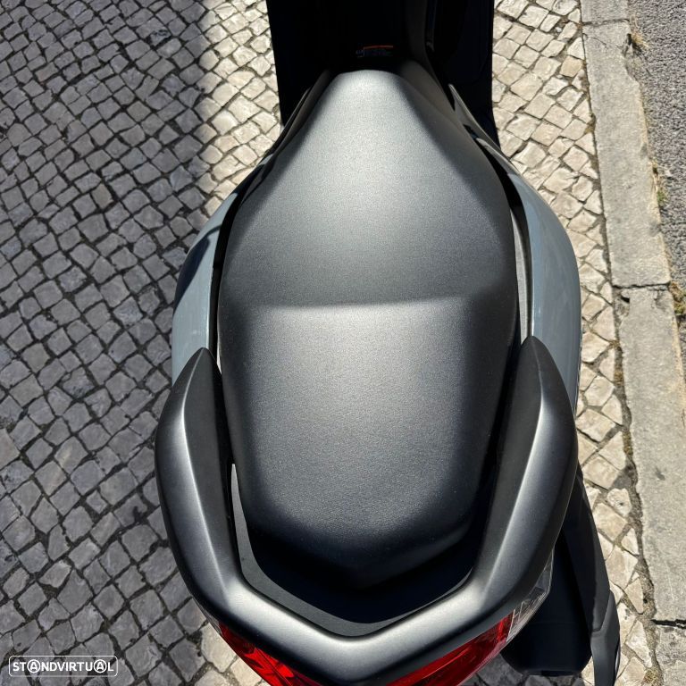 Yamaha NMAX 125 - 22