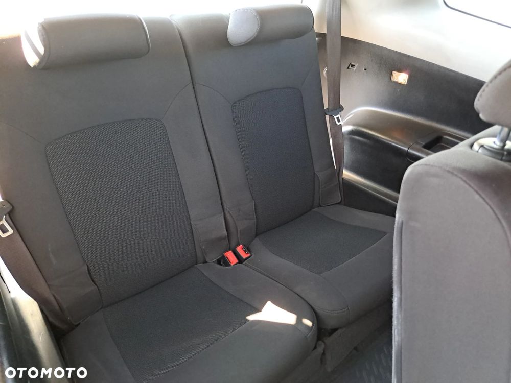 Chevrolet Orlando - 24