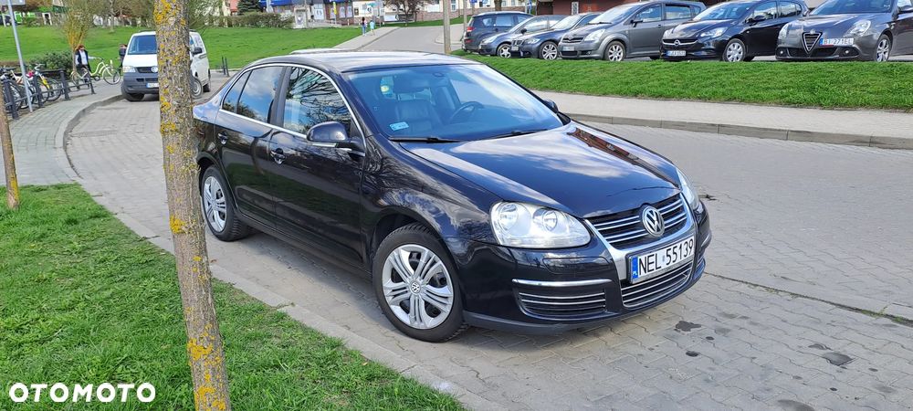 Volkswagen Jetta 1.9 TDI Comfortline - 11