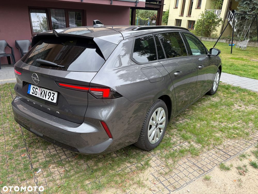 Opel Astra 1.5 D Automatik Business Elegance - 4