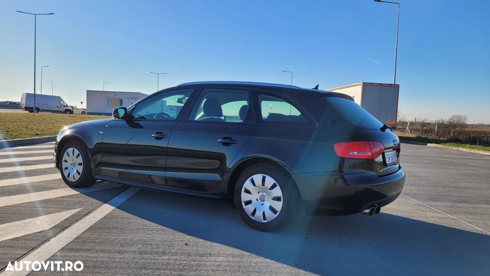 Audi A4 2.0 TDI DPF multitronic Ambition - 16