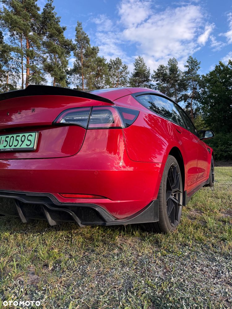 Tesla Model 3 - 5