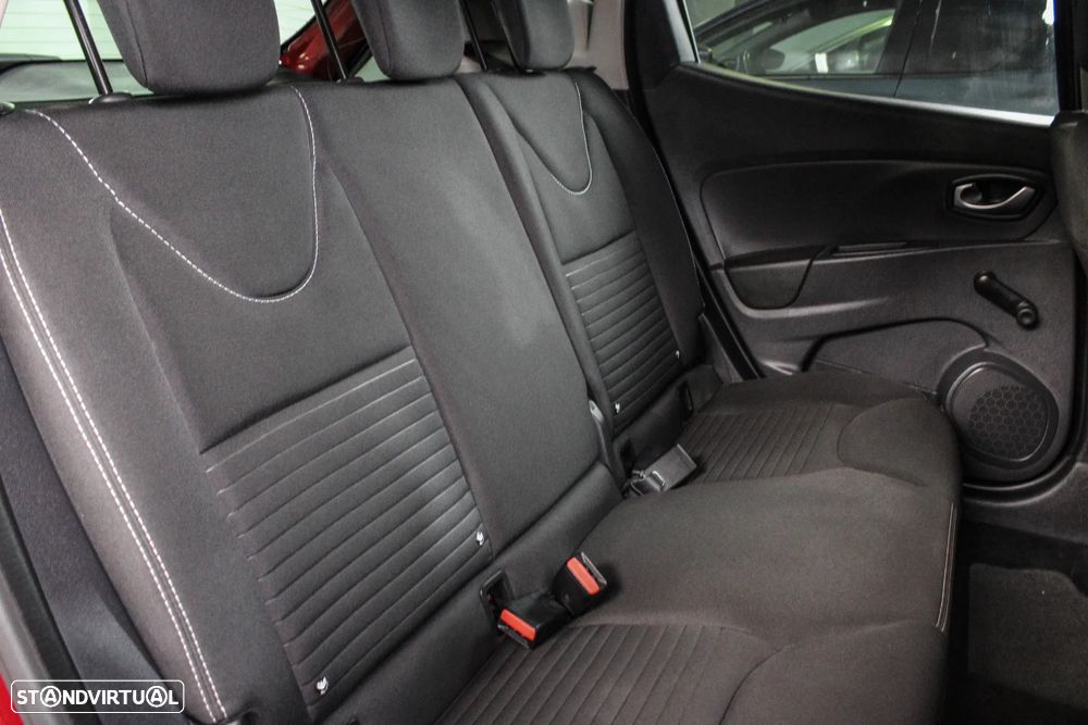 Renault Clio 0.9 TCe Limited Edition - 17