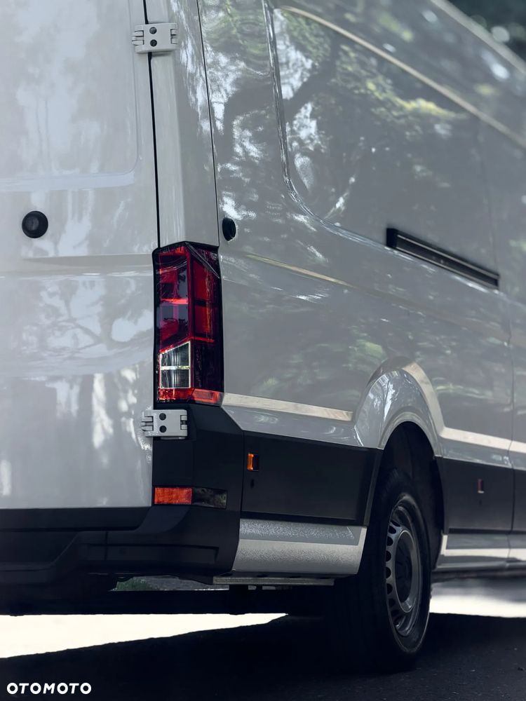 Volkswagen Crafter - 11