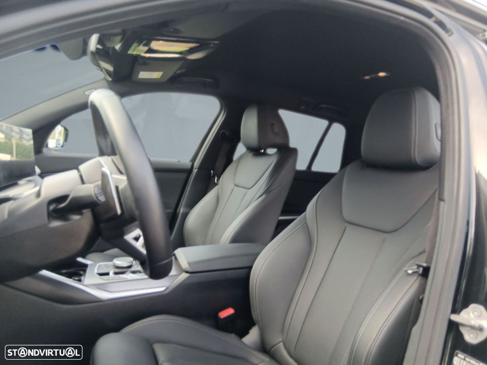 BMW 330 e Pack Desportivo M Auto — fotografia 11