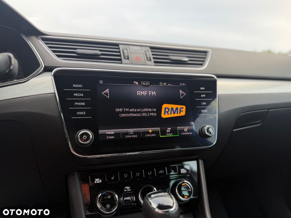 Skoda Superb 1.5 TSI mHEV Selection DSG - 25
