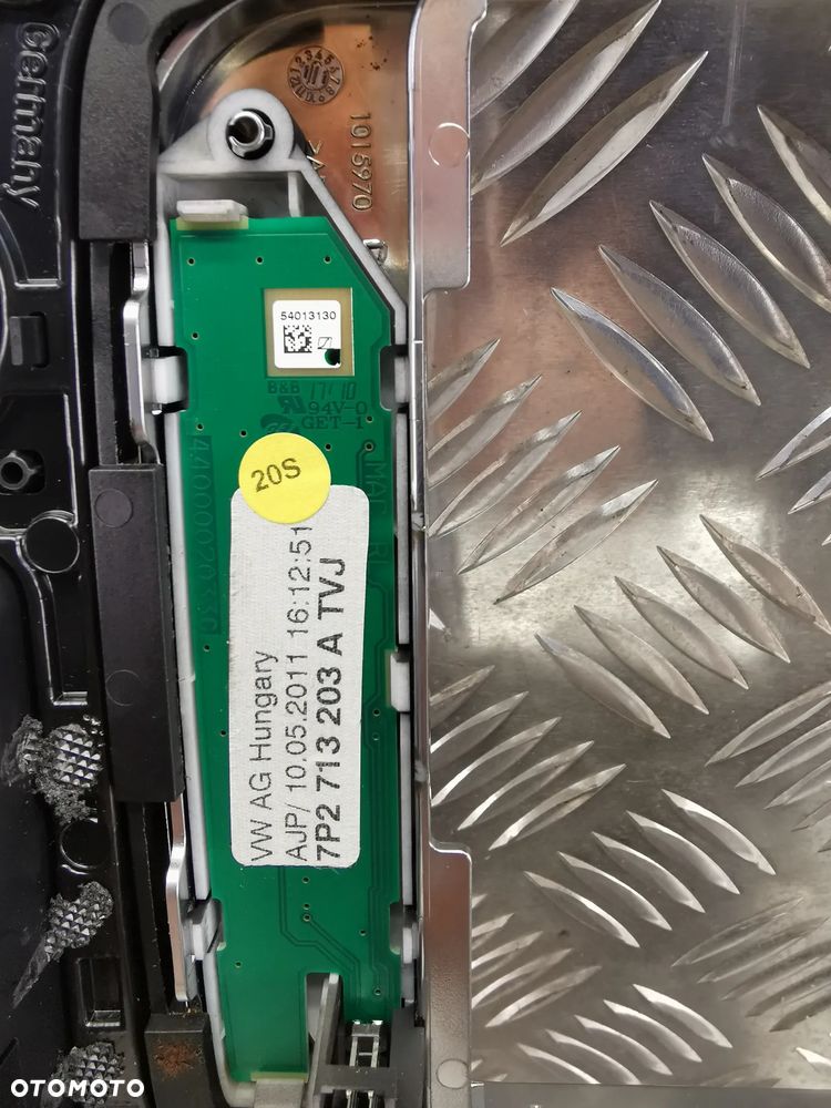 VW TOUAREG 7P 10-18R DEKOR PANELU ŚRODKOWEGO ANGIELSKI 7P2863216 7P6858602 7P2713203A - 3