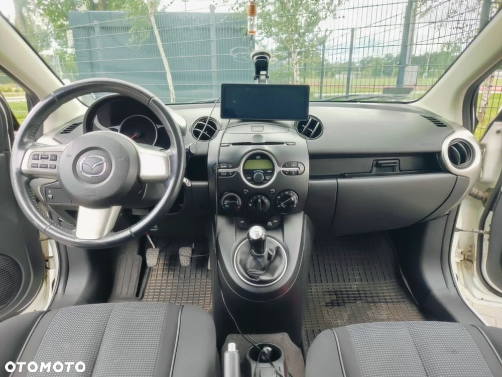 Mazda 2 1.3 90th Anniversary - 25