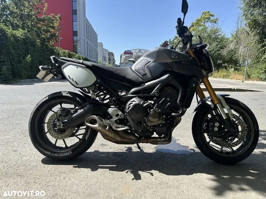 Yamaha MT-09 - 3