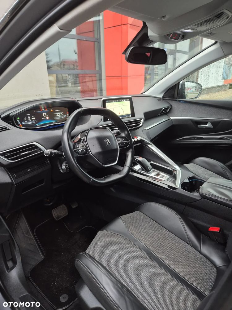 Peugeot 5008 1.6 BlueHDI Allure S&S EAT6 - 12