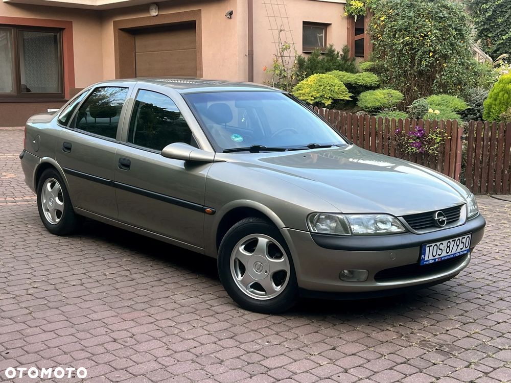 Opel Vectra - 2