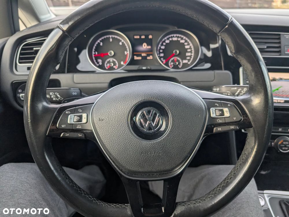 Volkswagen Golf 2.0 TDI BMT Highline DSG - 17