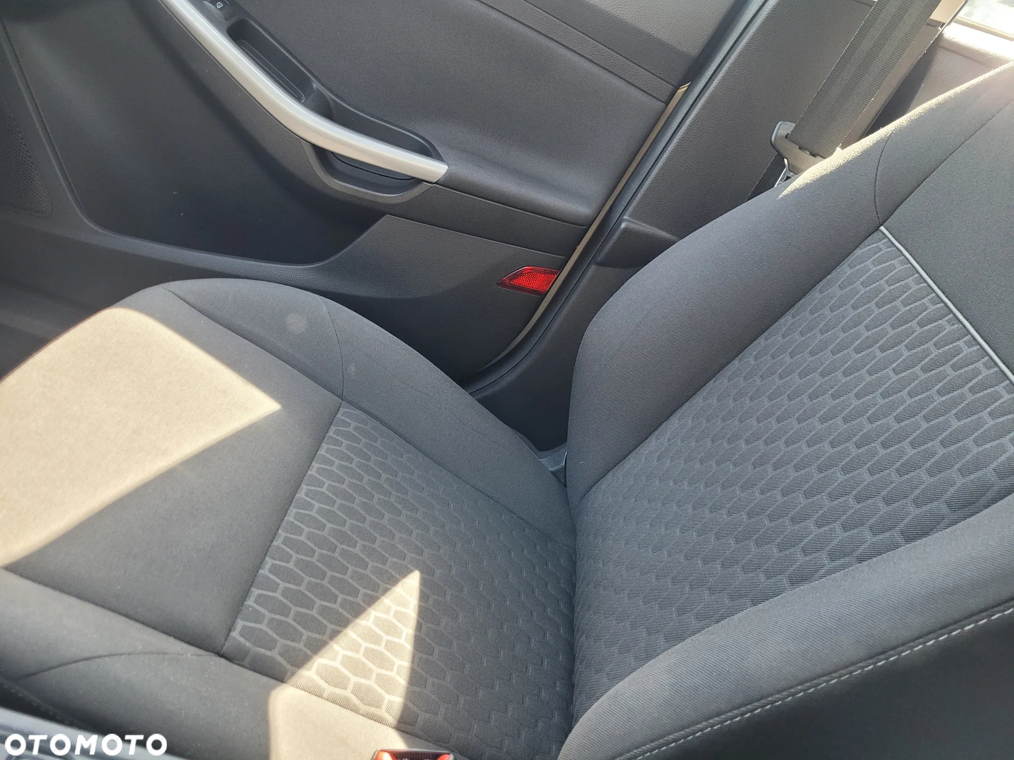 Ford Focus 1.0 EcoBoost Edition - 17