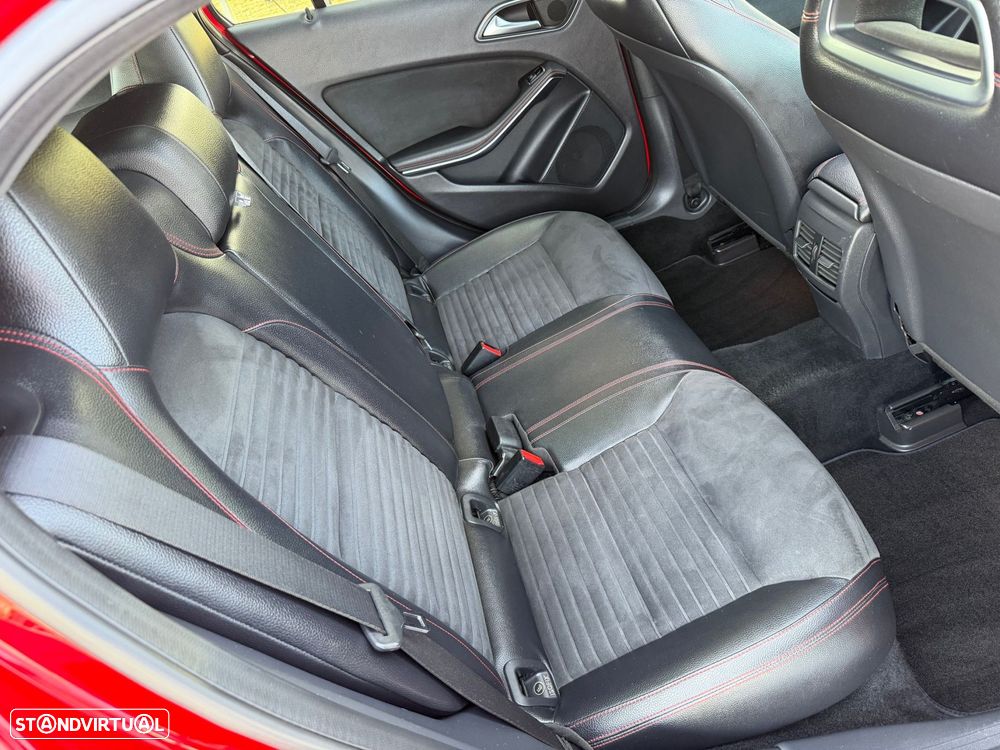 Mercedes-Benz GLA 220 CDI AMG Line - 12