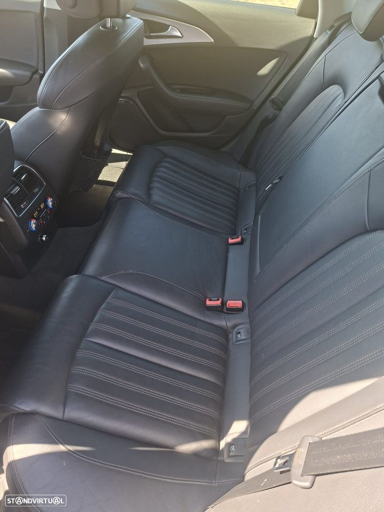 Audi A6 Allroad 3.0 TDi quattro S tronic - 11