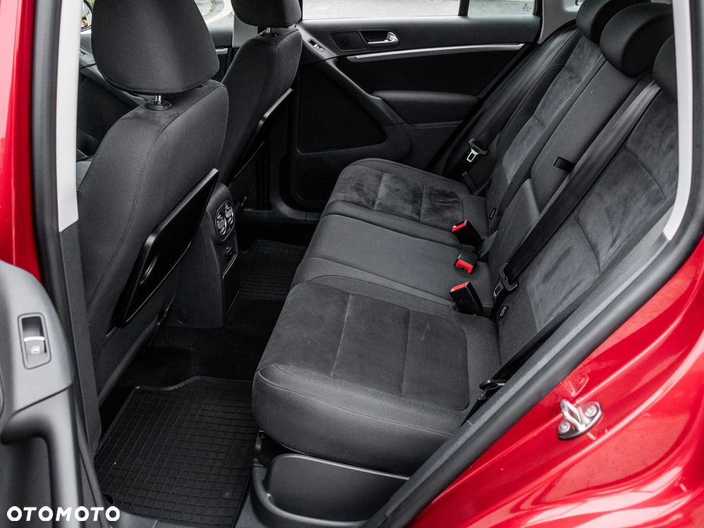 Volkswagen Tiguan 2.0 TDI DPF BlueMotion Technology Cup Sport & Style - 16