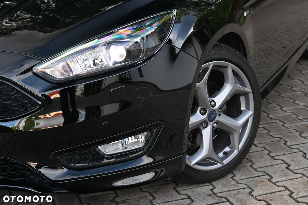 Ford Focus 1.5 EcoBoost Start-Stopp-System ST-LINE - 6
