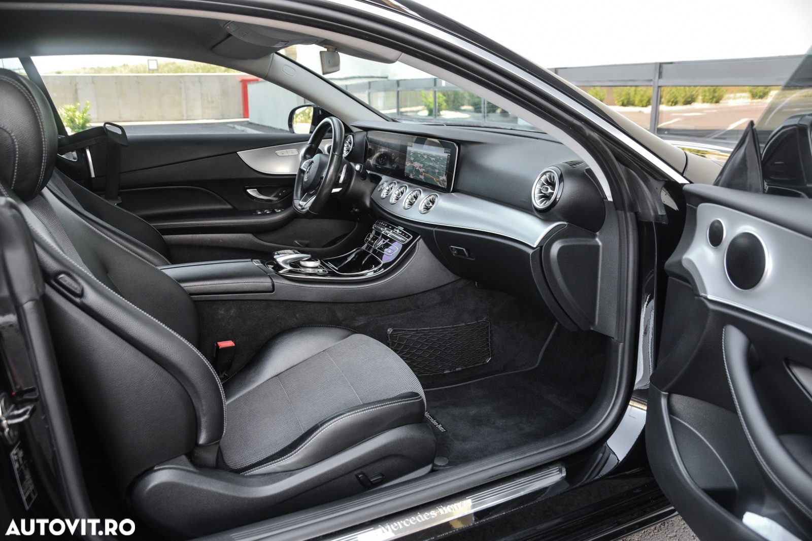Mercedes-Benz E 220 d Coupe 9G-TRONIC Avantgarde - 6
