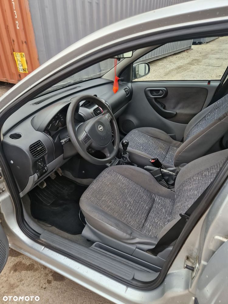 Opel Corsa 1.7 DTI Comfort - 6