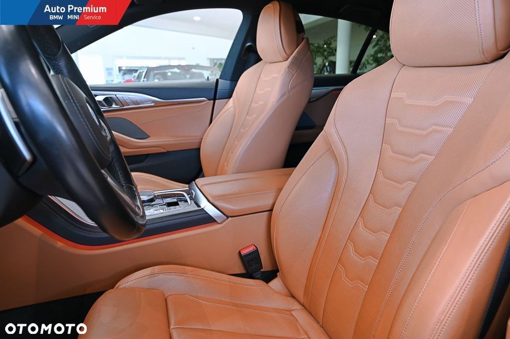 BMW Seria 8 840d xDrive mHEV - 10